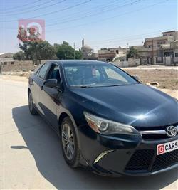 تۆیۆتا کامری